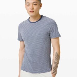 Lululemon 5 Year Basic Tee Shirt White And Blue Striped